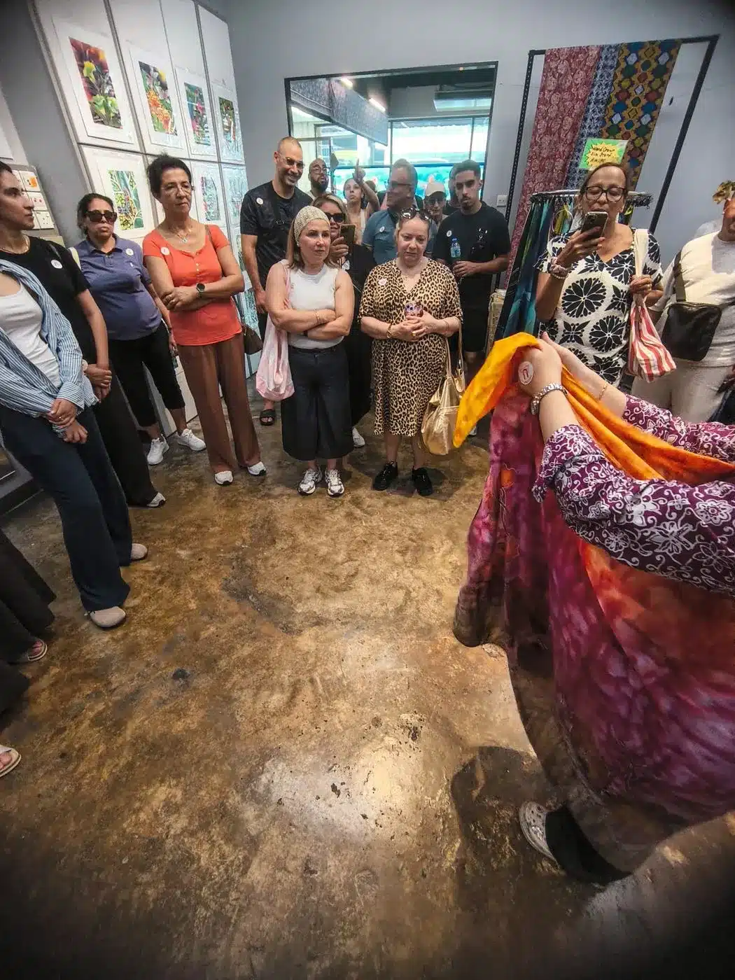 Groupe Momiji Travel lors d’un atelier batik en Malaisie